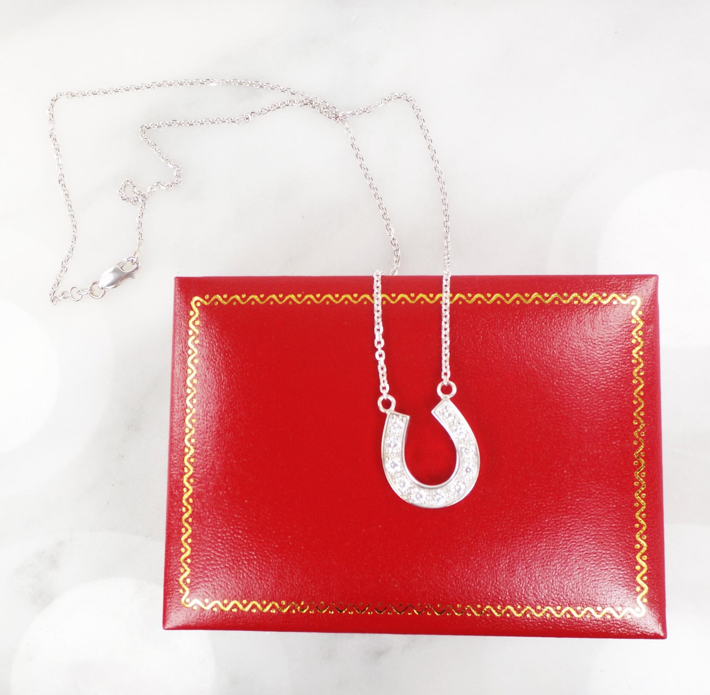 Vintage 14k White Gold Large Natural Diamond Horseshoe Necklace Approximately 1.25 CTS TDW 19.5"