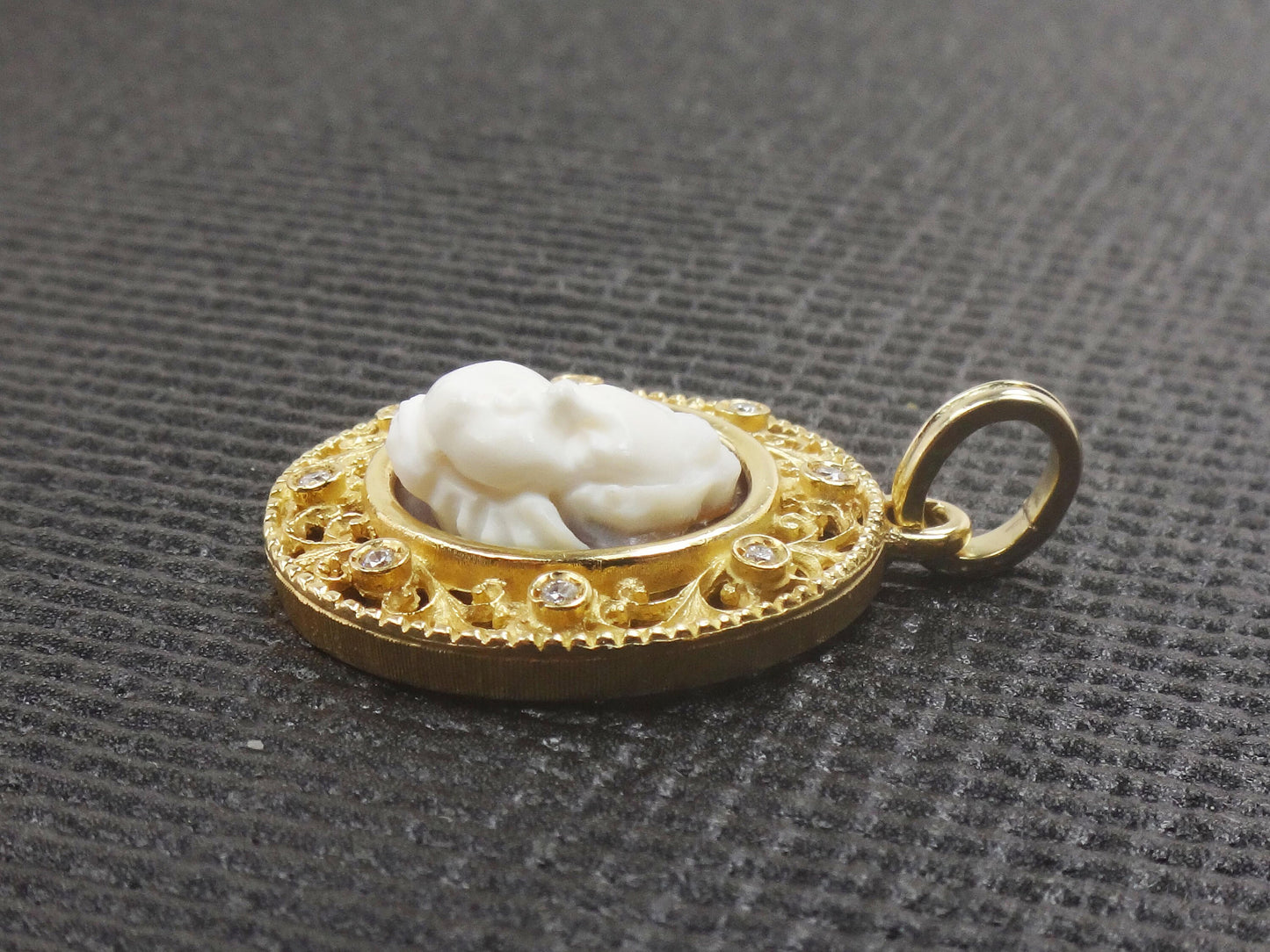 Vintage 18k Yellow Gold Cherub Cameo and Diamond Pendant, Angel Charm