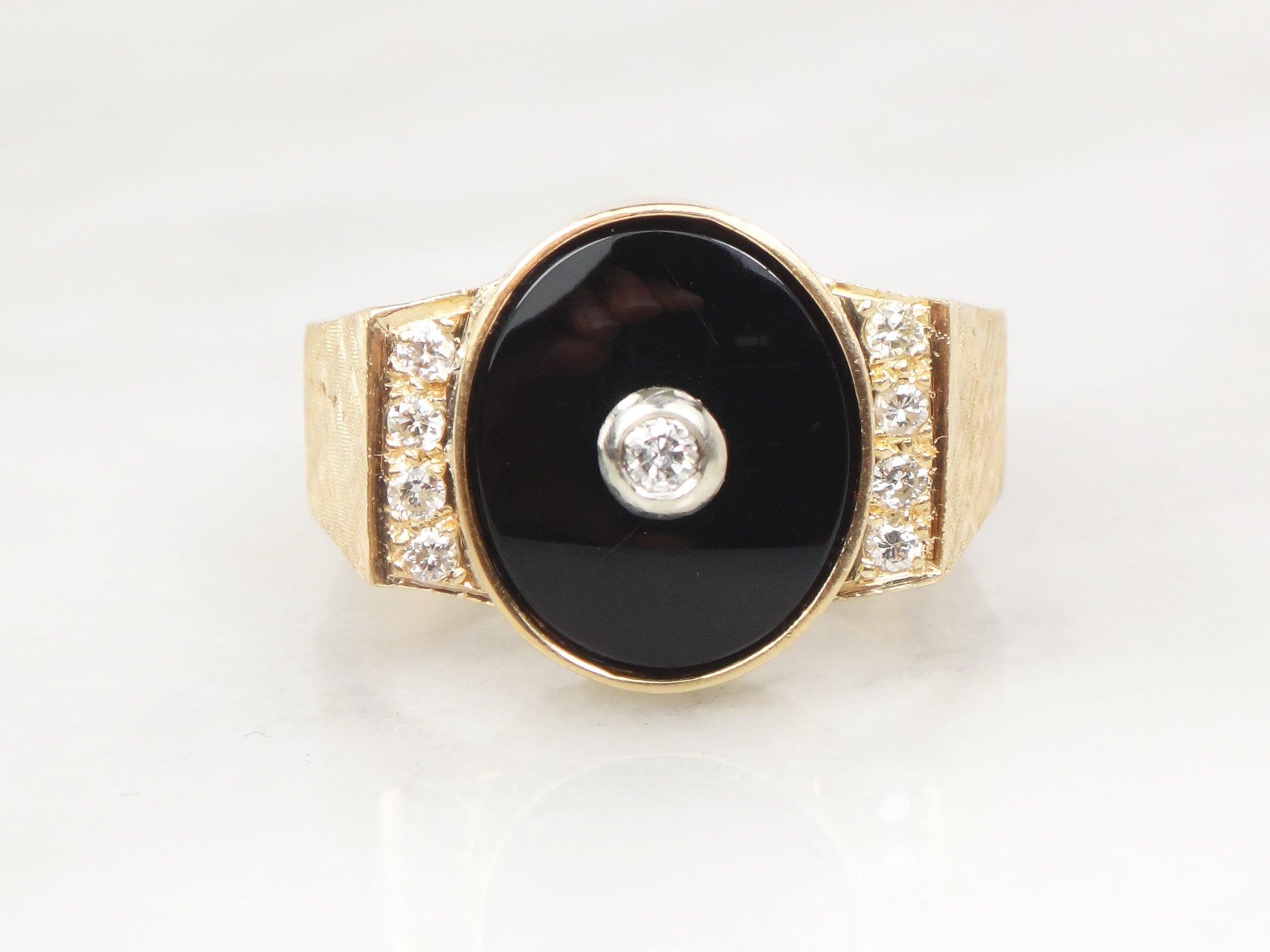 Vintage 14k Yellow Gold Onyx Diamond Ring - Size 10