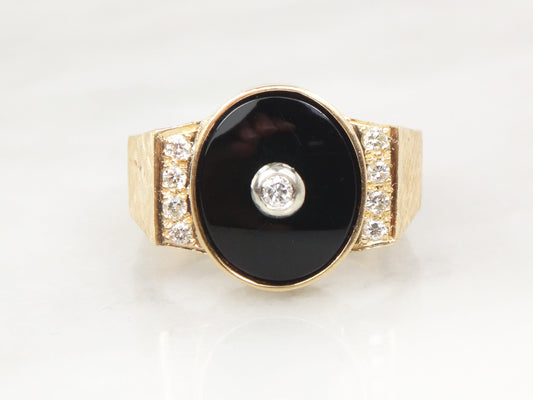 Vintage 14k Yellow Gold Onyx Diamond Ring - Size 10