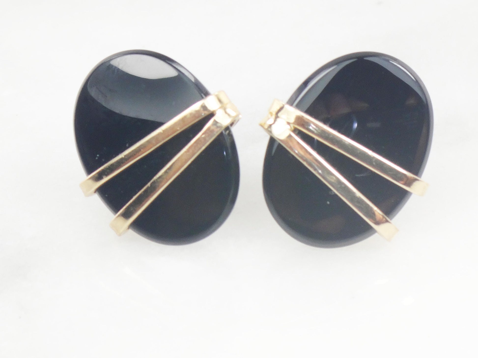 Vintage 14k Yellow Gold Black Onyx Stud Earrings Oval Studs with Post Backs