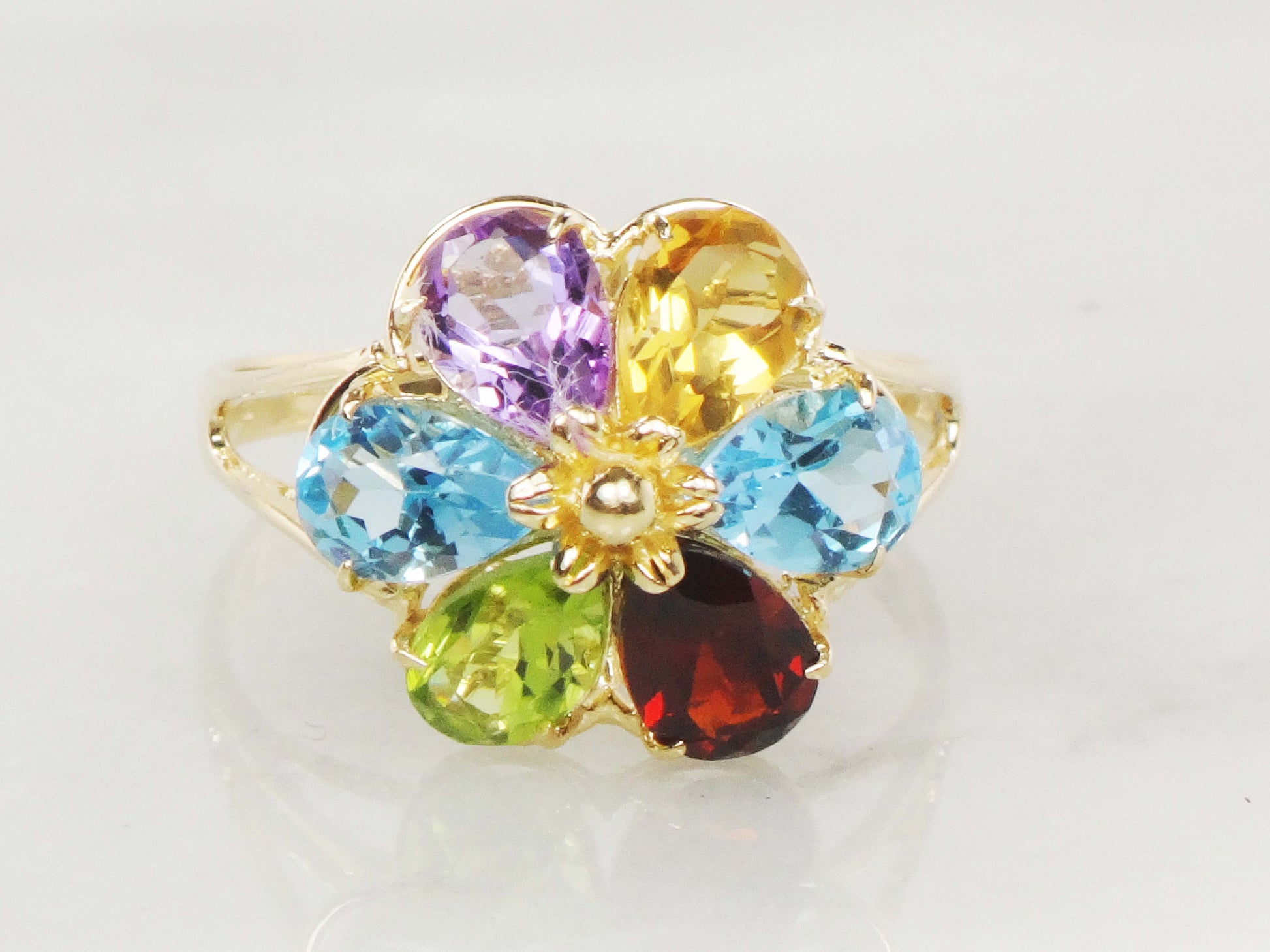 Vintage 14k Gold Floral Gemstone Ring: Garnet, Peridot, Topaz, Amethyst, Citrine (Size 6.75)