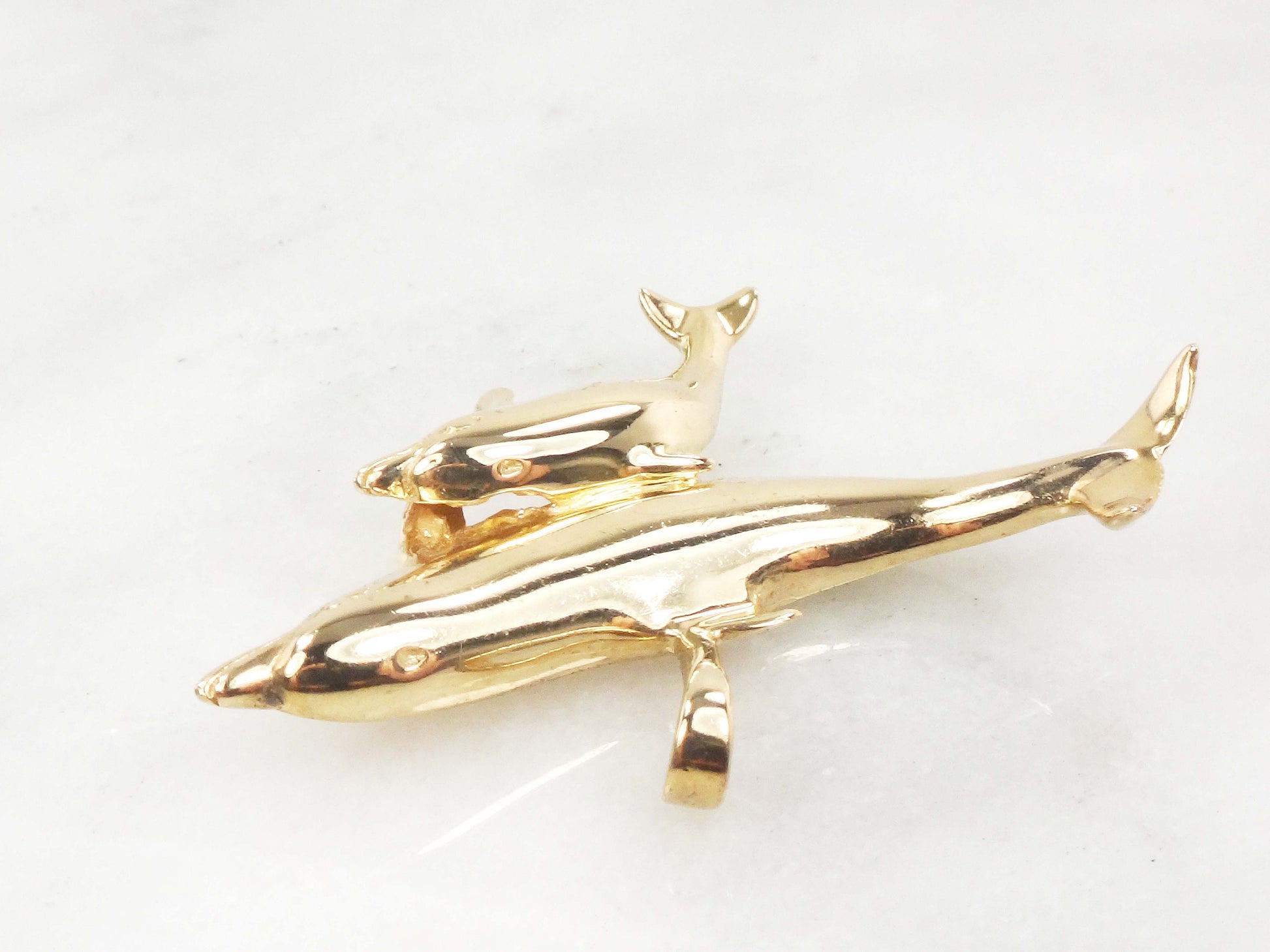 Vintage 14k Gold Dolphins Pendant: Kabana Mother & Baby Nautical Jewelry