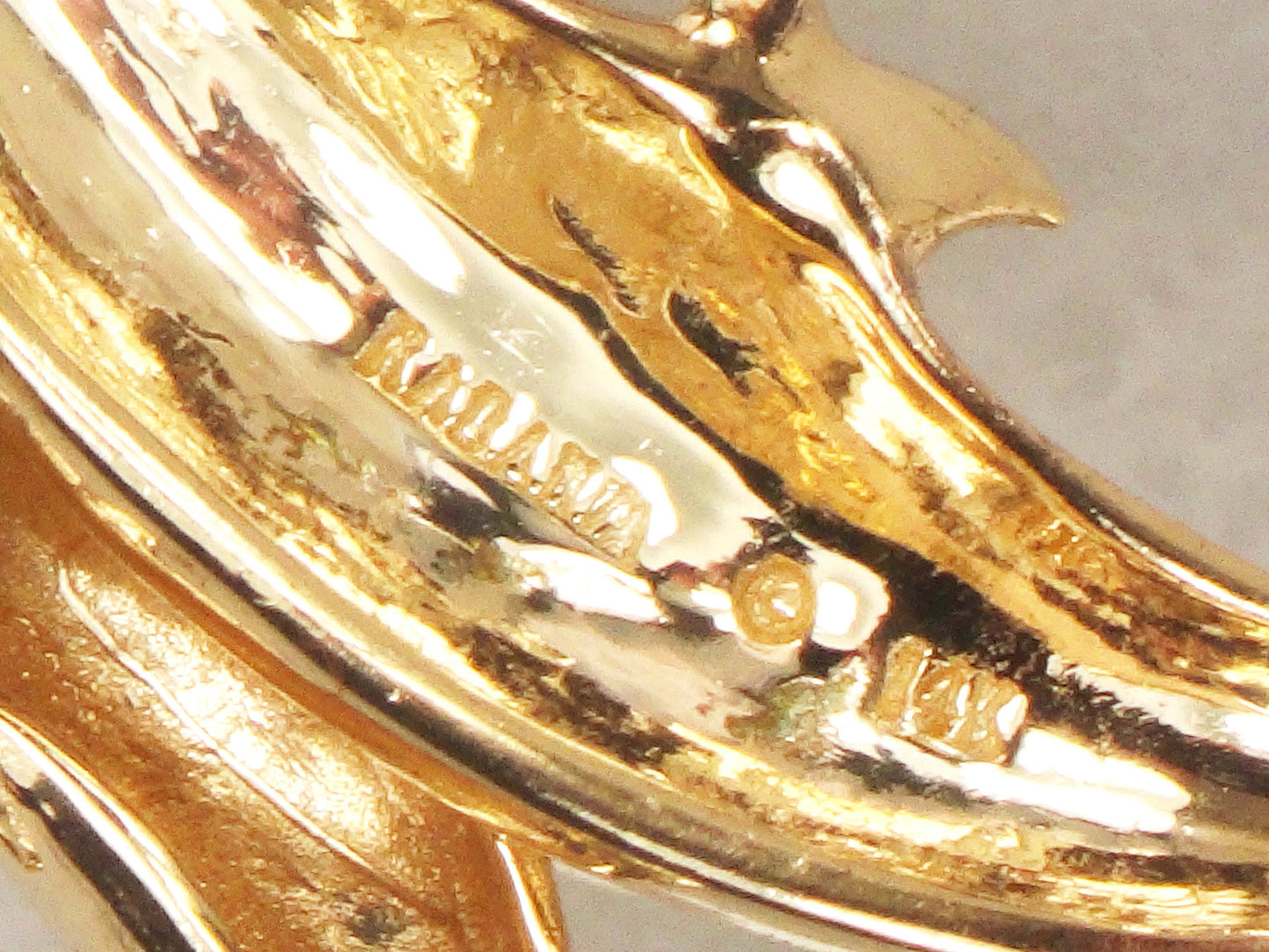 Vintage 14k Gold Dolphins Pendant Kabana Mother and Baby Dolphin Pendant Marine Life Nautical New Mom Gift