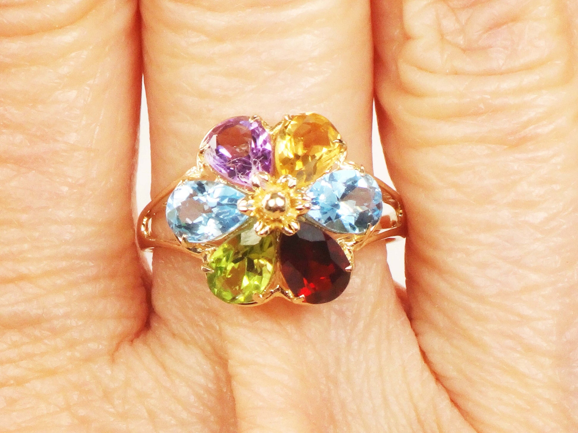 Vintage 14k Gold Floral Gemstone Ring: Garnet, Peridot, Topaz, Amethyst, Citrine (Size 6.75)