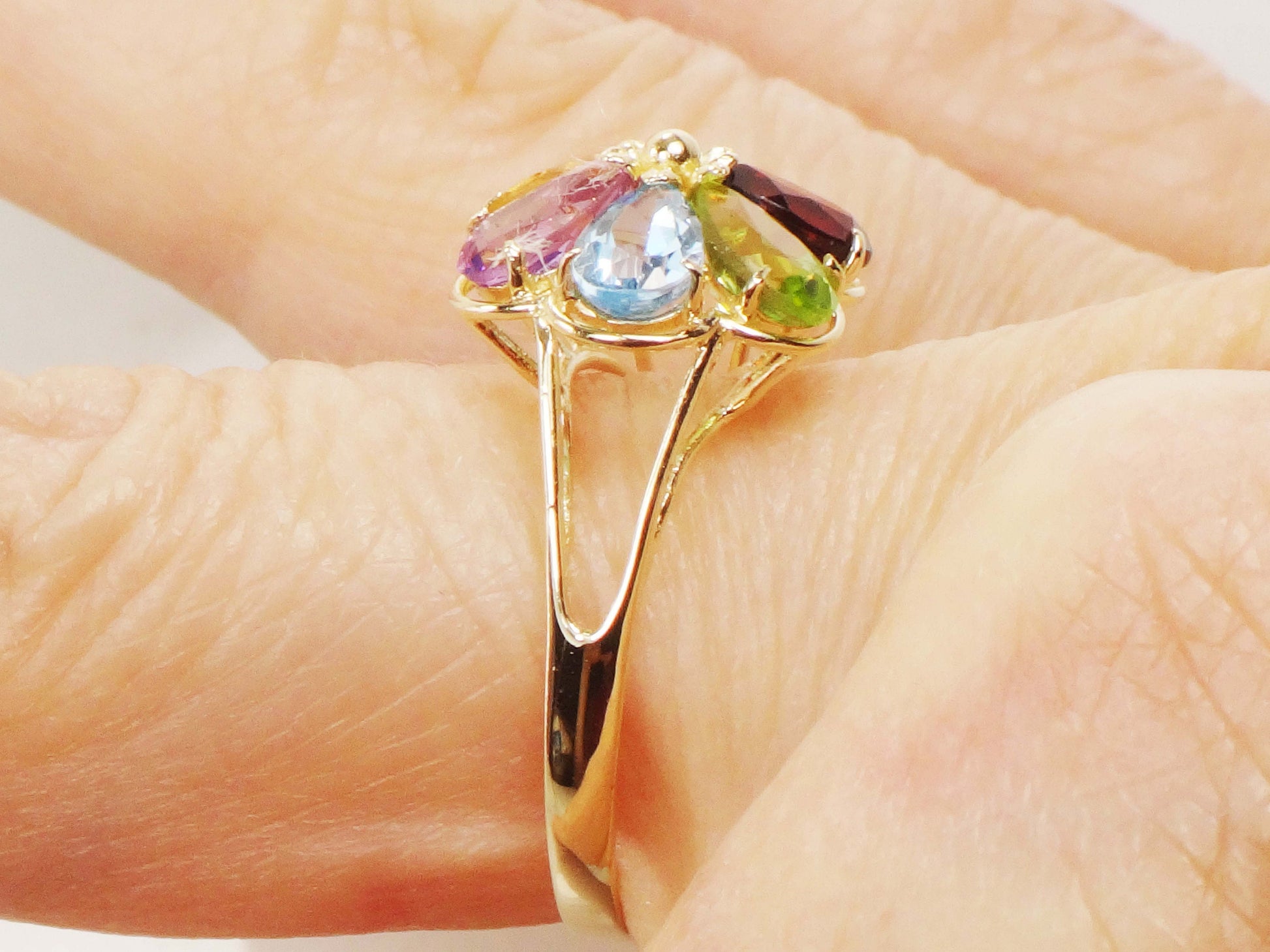 Vintage 14k Gold Floral Gemstone Ring: Garnet, Peridot, Topaz, Amethyst, Citrine (Size 6.75)