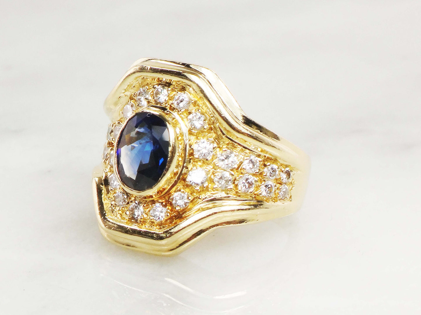 Vintage 14k Yellow Gold GIA Certified Natural Blue Sapphire and Natural Diamond Ring Size 6