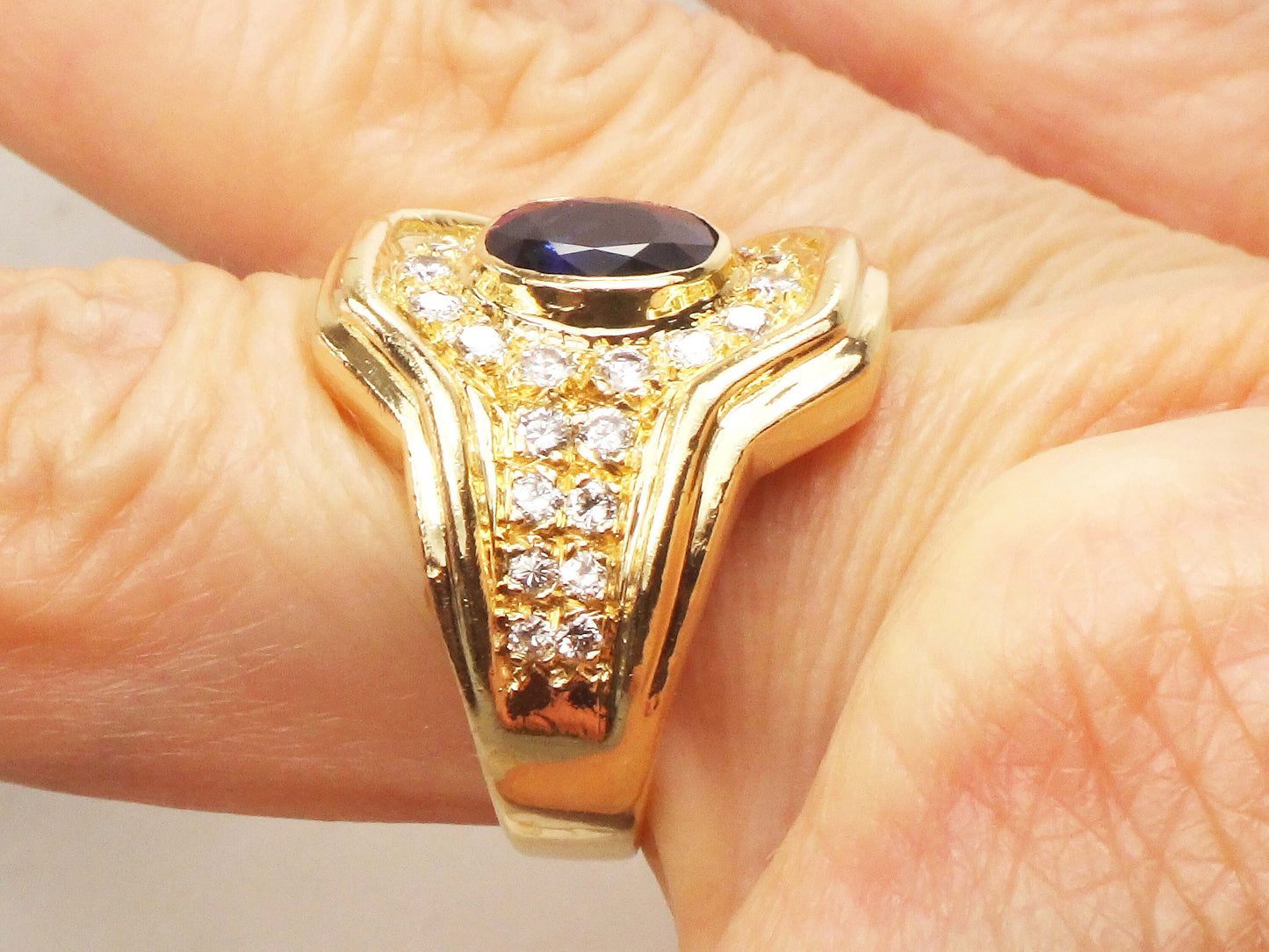 Vintage 14k Yellow Gold GIA Certified Natural Blue Sapphire and Natural Diamond Ring Size 6