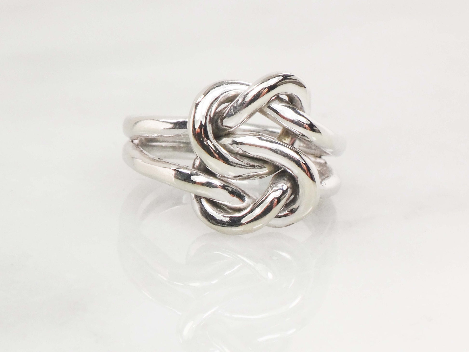 Vintage 14k White Gold Lovers Knot Ring Size 5