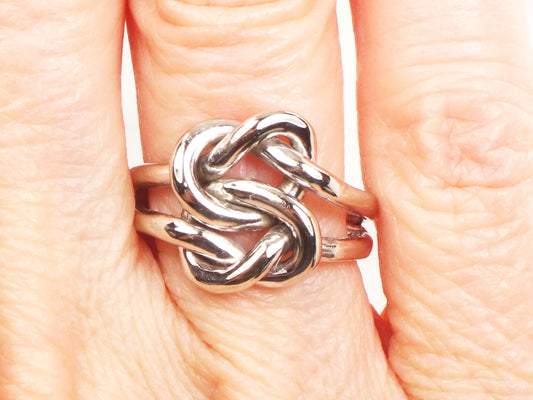 Vintage 14k White Gold Lovers Knot Ring Size 5