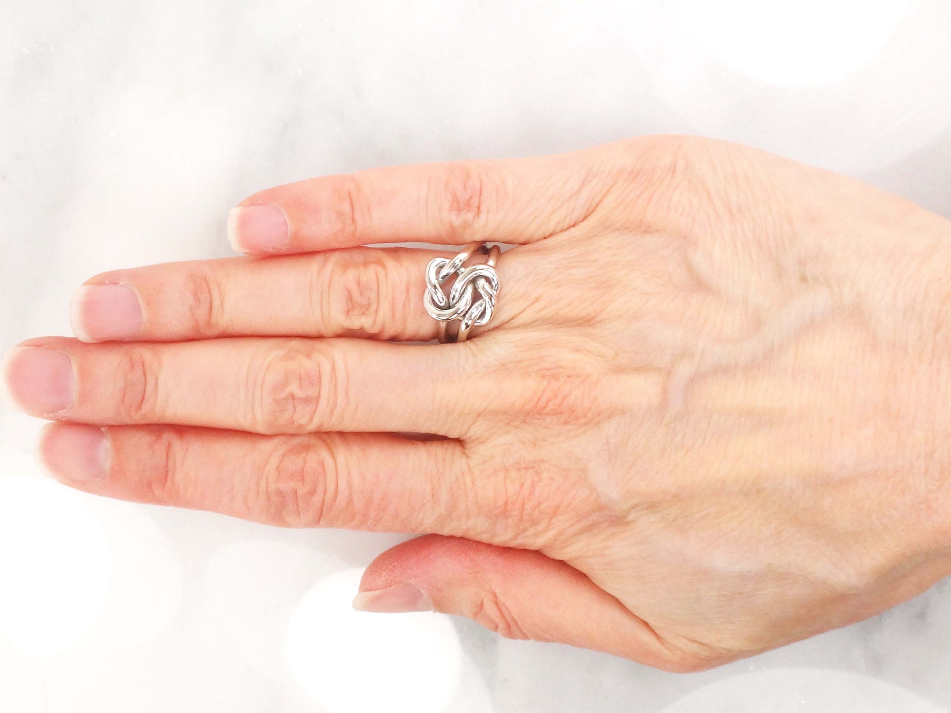 Vintage 14k White Gold Lovers Knot Ring Size 5