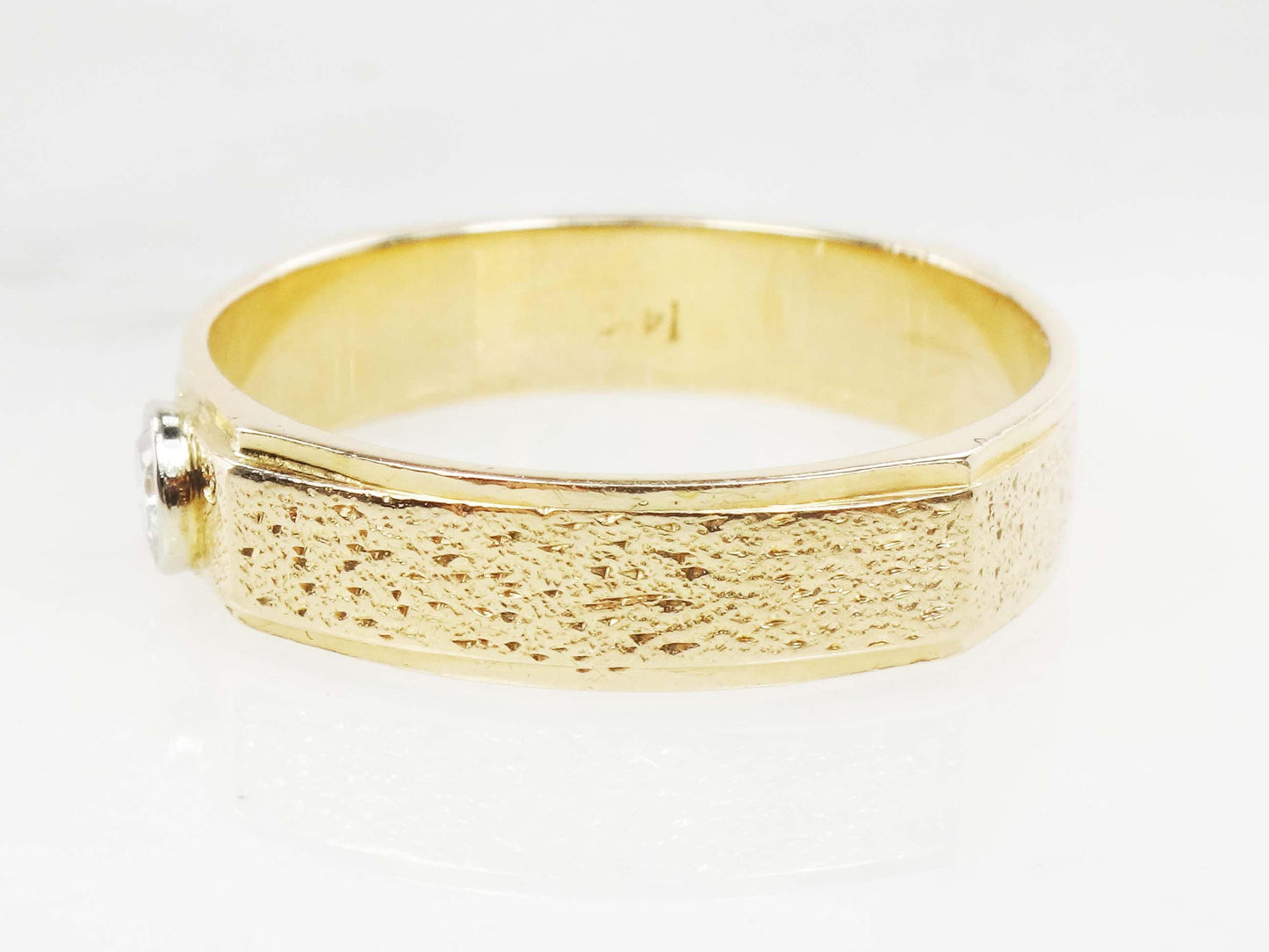Vintage 14k Yellow Gold Men's Diamond Wedding Band Unisex Approx. .25 CT Solitaire Natural Diamond Ring Size 12 3/4