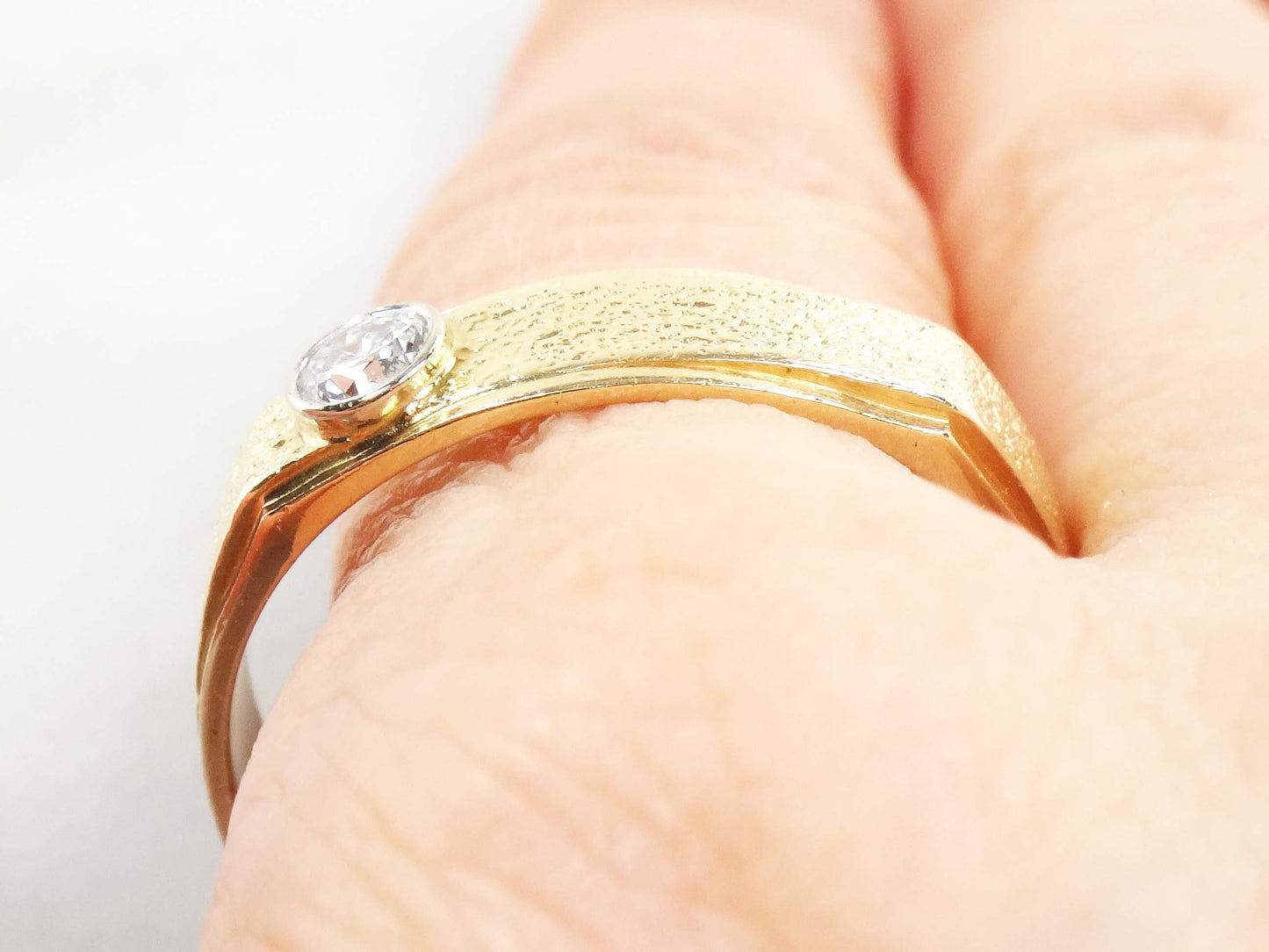 Vintage 14k Yellow Gold Men's Diamond Wedding Band Unisex Approx. .25 CT Solitaire Natural Diamond Ring Size 12 3/4