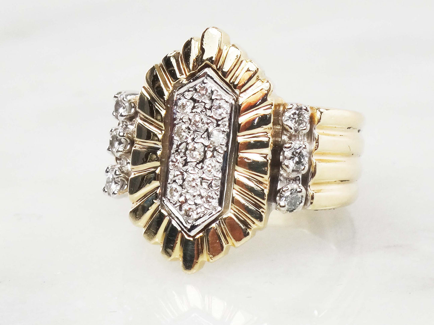 Vintage 14k Yellow Gold Pave Natural Diamond Cluster Ring Approx .30 CTS TDW Size 5.5