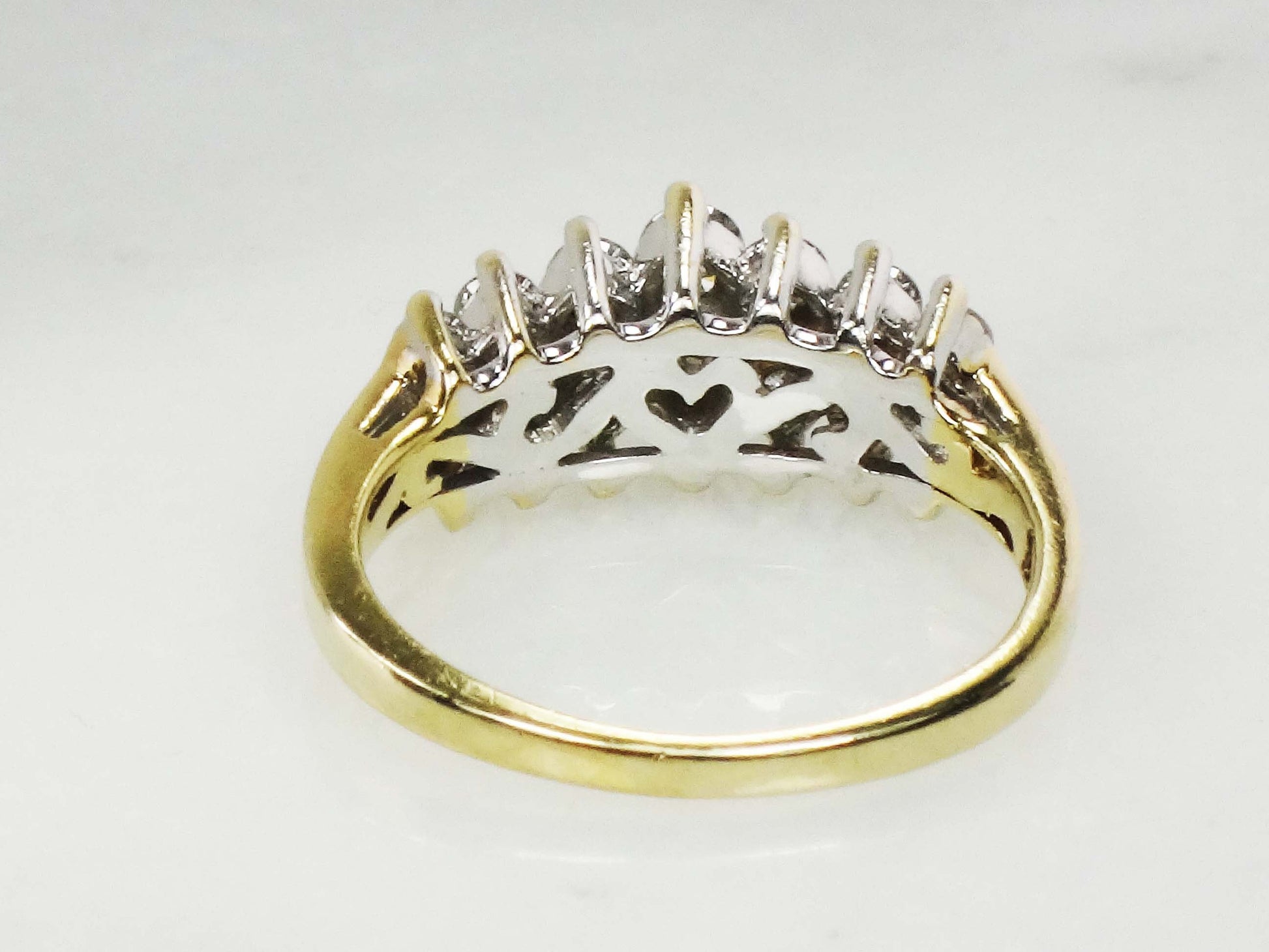 Vintage 14k Gold Diamond Ring Natural Round Diamond Wedding Band .60 CTS Size 7