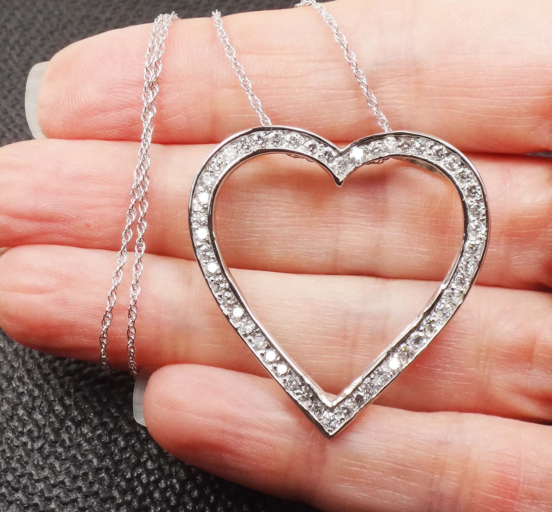 1.25 CT Diamond Heart Pendant Necklace: 14k White Gold, Adjustable Chain