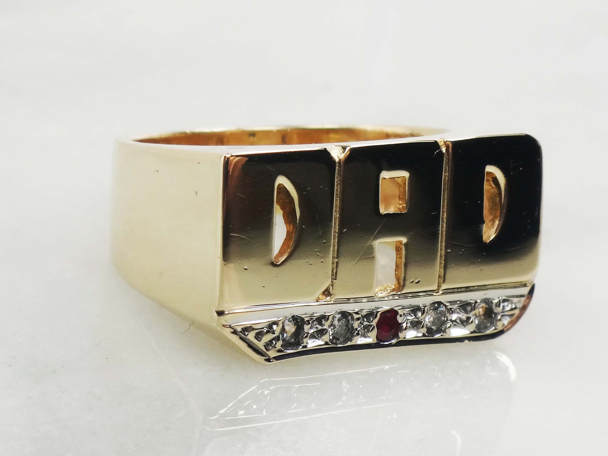 Vintage 14k Yellow Gold Dad Ring with Natural Diamonds - Size 8