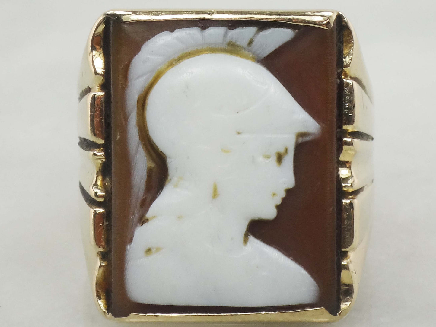 Vintage 14k Gold Cameo Ring: Carved Roman Soldier, Antique, Size 8