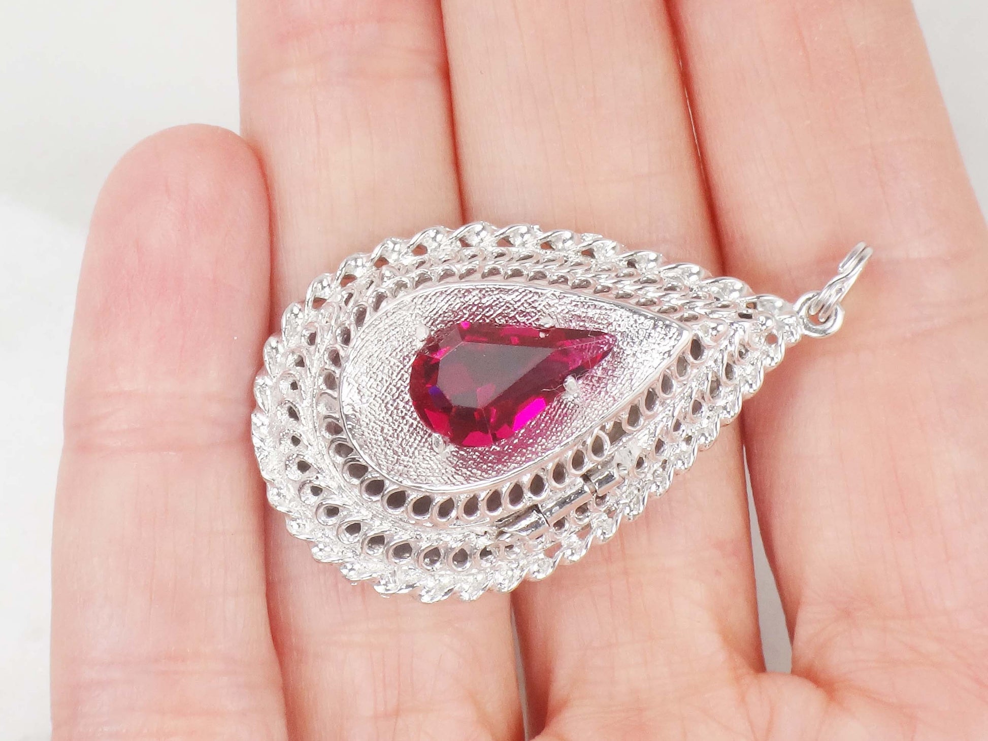 Vintage 14k White Gold Teardrop Locket Pendant, Picture Locket Charm with Red Stone