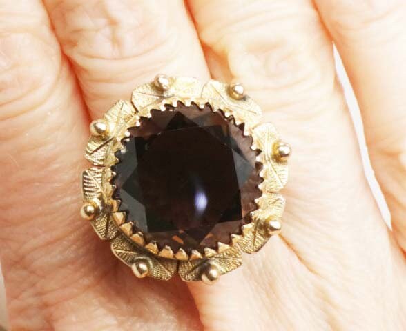 Vintage Large 14k Yellow Gold Floral Smoky Quartz Ring Round Brown Stone Ring Approx. 20 CTS Size 6.25