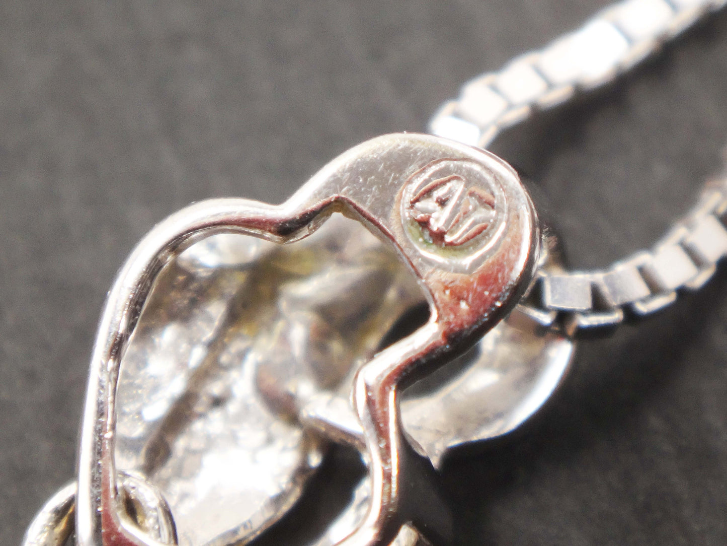 Vintage 18k White Gold Green Jadeite Disc Necklace - 17"