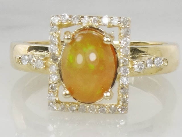 Vintage 14k Yellow Gold Fire Opal Diamond Halo Ring - Size 7