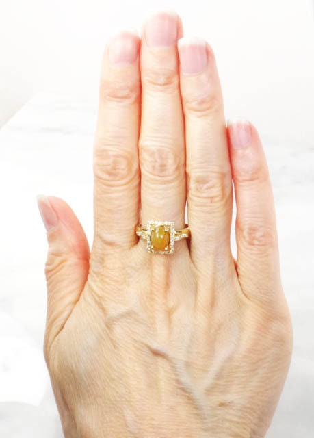 Vintage 14k Yellow Gold Fire Opal Diamond Halo Ring - Size 7