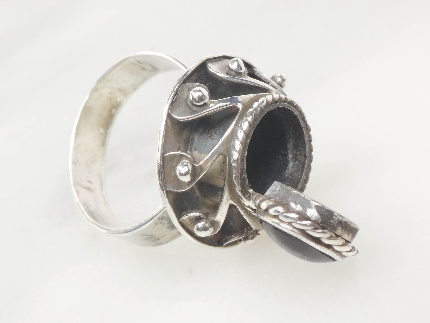 Vintage Sterling Silver Onyx Ring - Mexico Eagle Mark Black Stone Poison Ring - Adjustable Size
