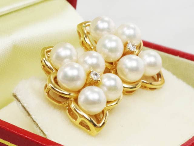 Vintage Large 14k Yellow Gold Cultured Pearl and Diamond Stud Earrings Bridal Earrings