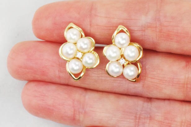 Vintage Large 14k Yellow Gold Cultured Pearl and Diamond Stud Earrings Bridal Earrings