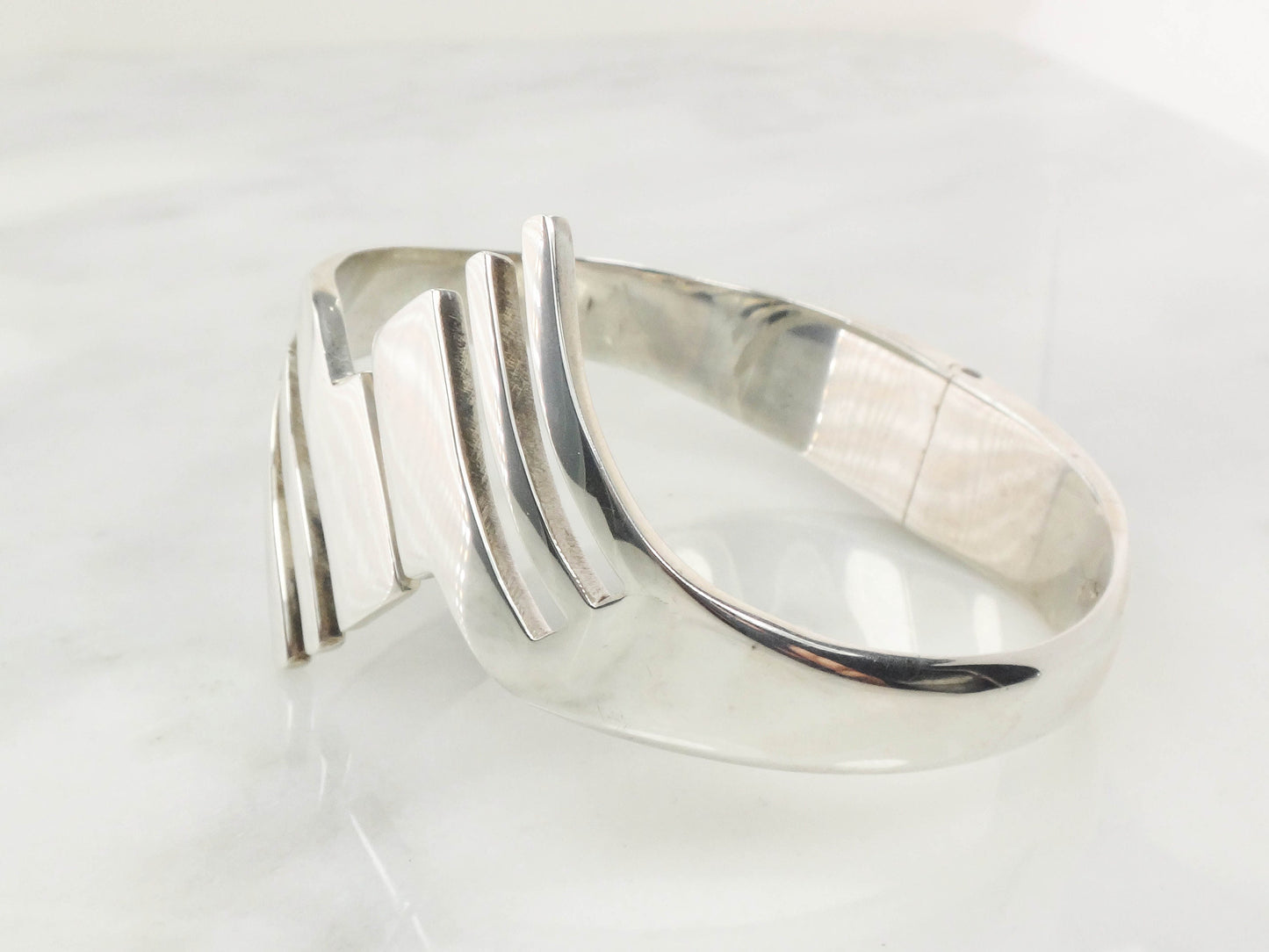 Vintage Large Sterling Silver Modernist Hinged Bangle Bracelet Heavy Taxco Mexico Silver