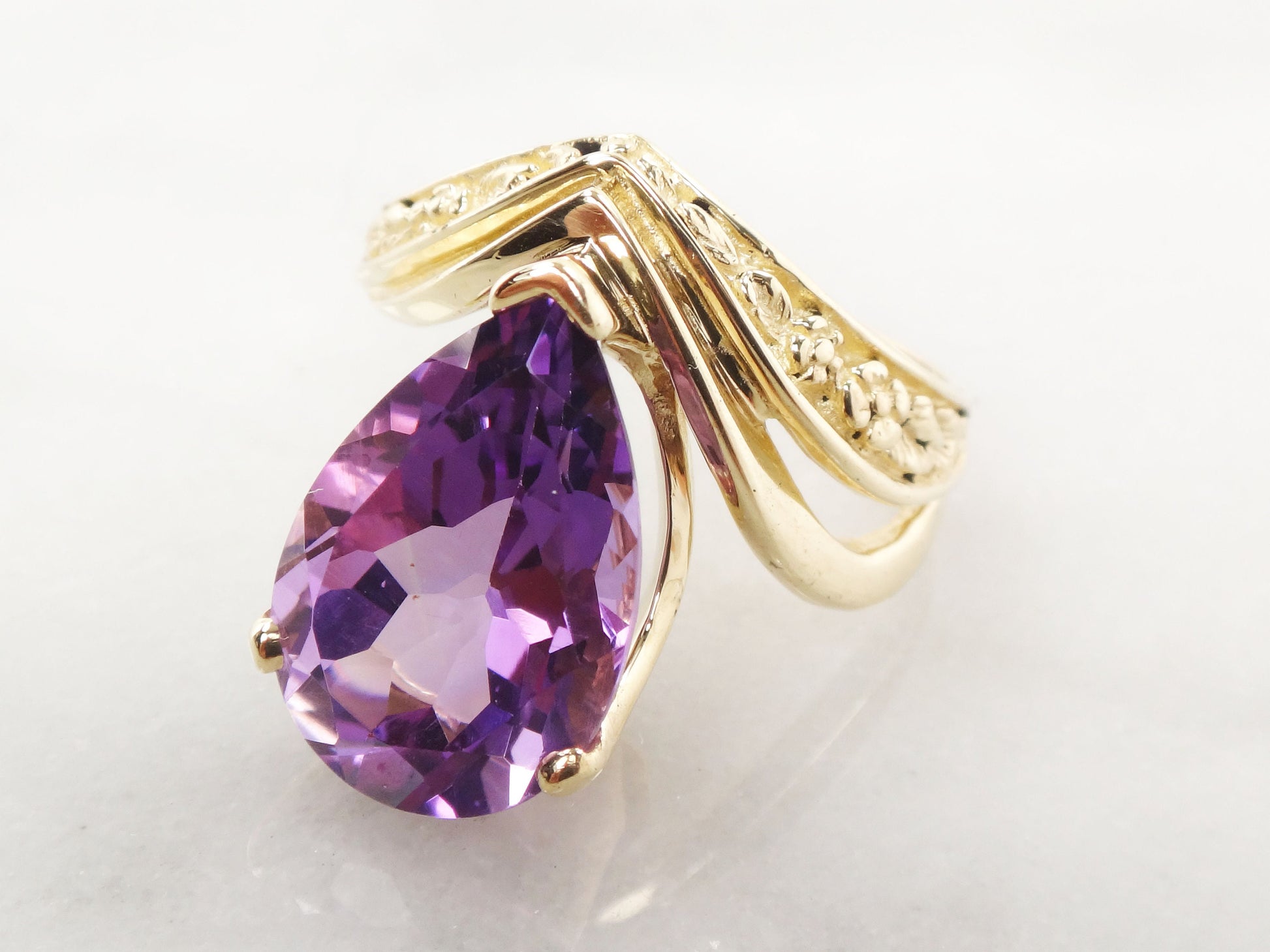 Vintage Kabana 10k Gold Amethyst Ring: Pear Cut Floral Design, Size 8.25