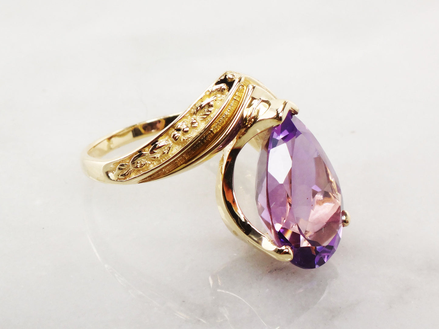 Vintage Kabana 10k Gold Amethyst Ring: Pear Cut Floral Design, Size 8.25