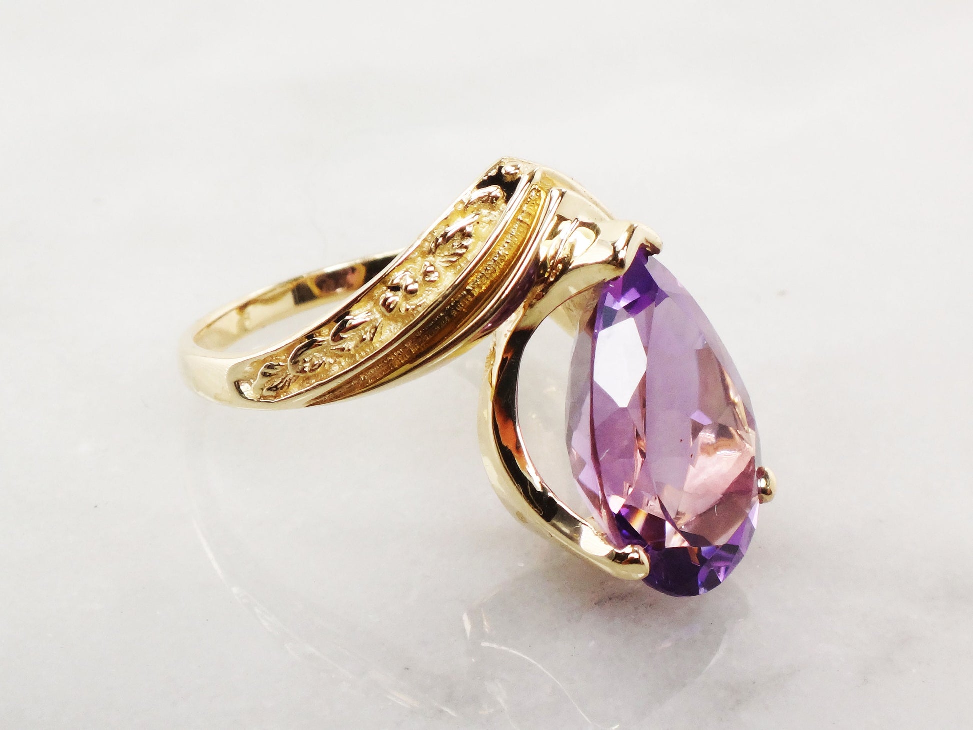Vintage Kabana 10k Gold Amethyst Ring: Pear Cut Floral Design, Size 8.25