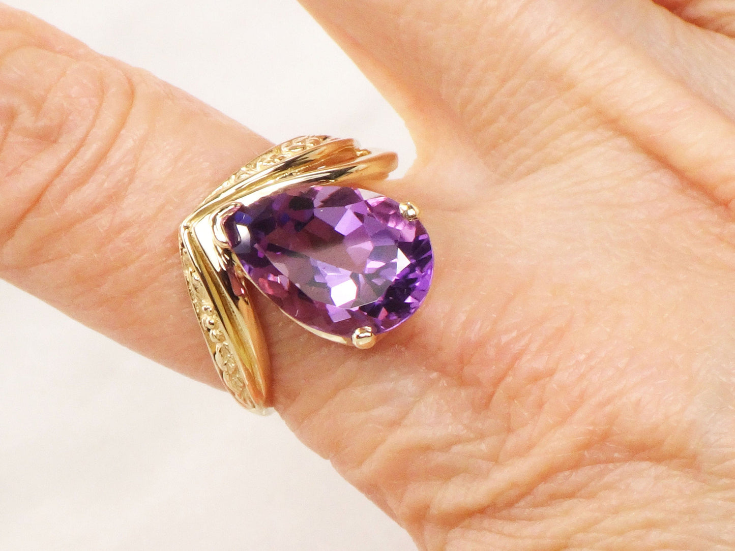 Vintage Kabana 10k Gold Amethyst Ring: Pear Cut Floral Design, Size 8.25