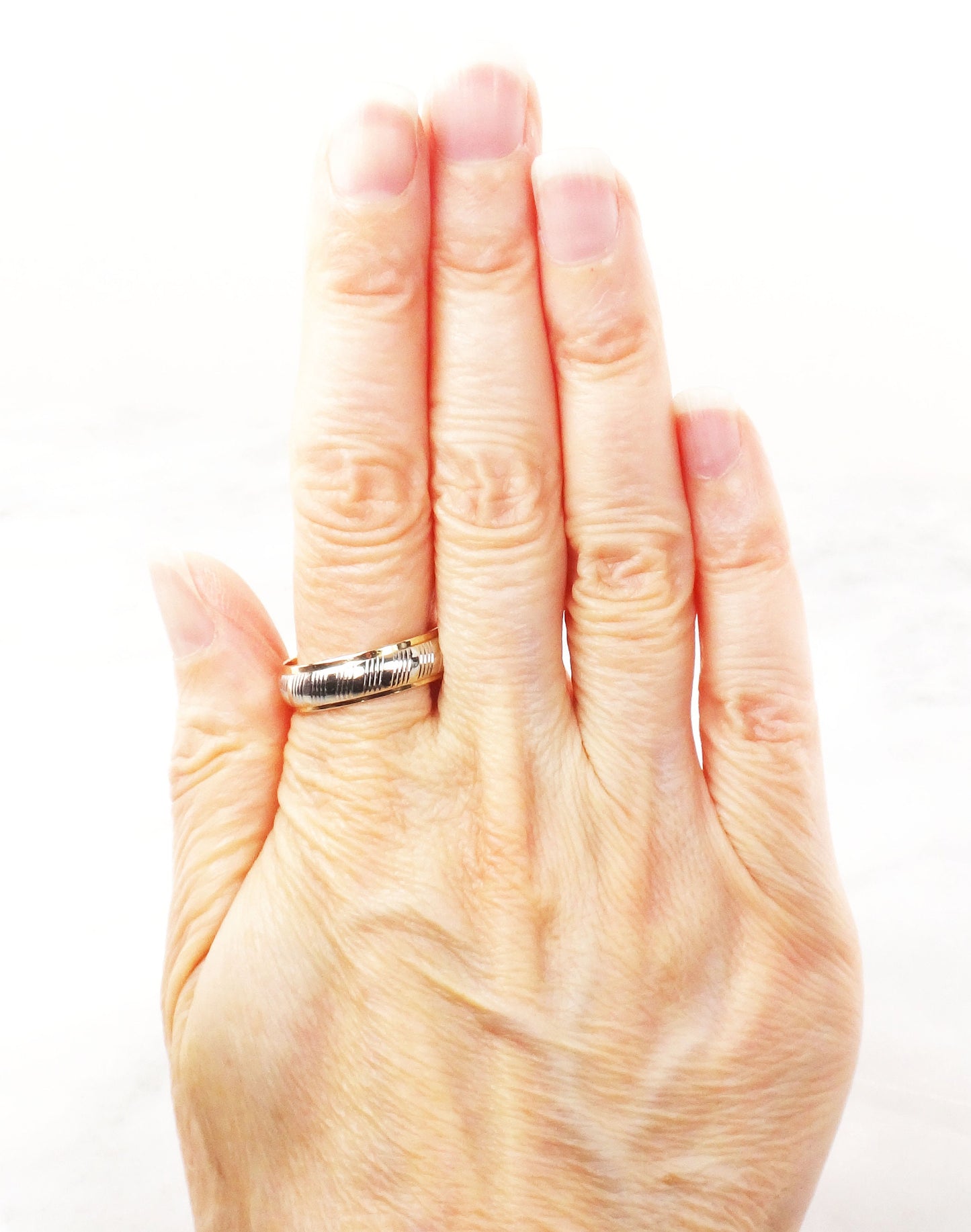 Vintage 14k Two Tone Gold Wedding Band - Line Design, Size 10, 5.75 MM