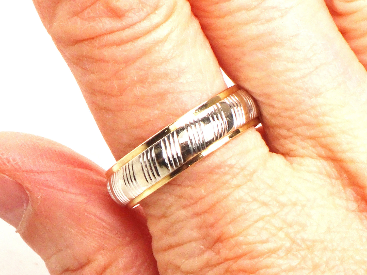 Vintage 14k Two Tone Gold Wedding Band - Line Design, Size 10, 5.75 MM