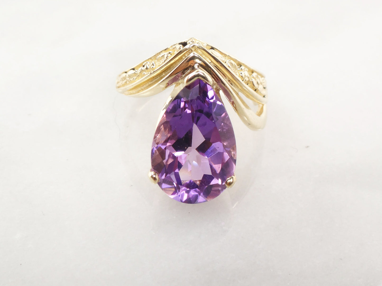 Vintage Kabana 10k Gold Amethyst Ring: Pear Cut Floral Design, Size 8.25