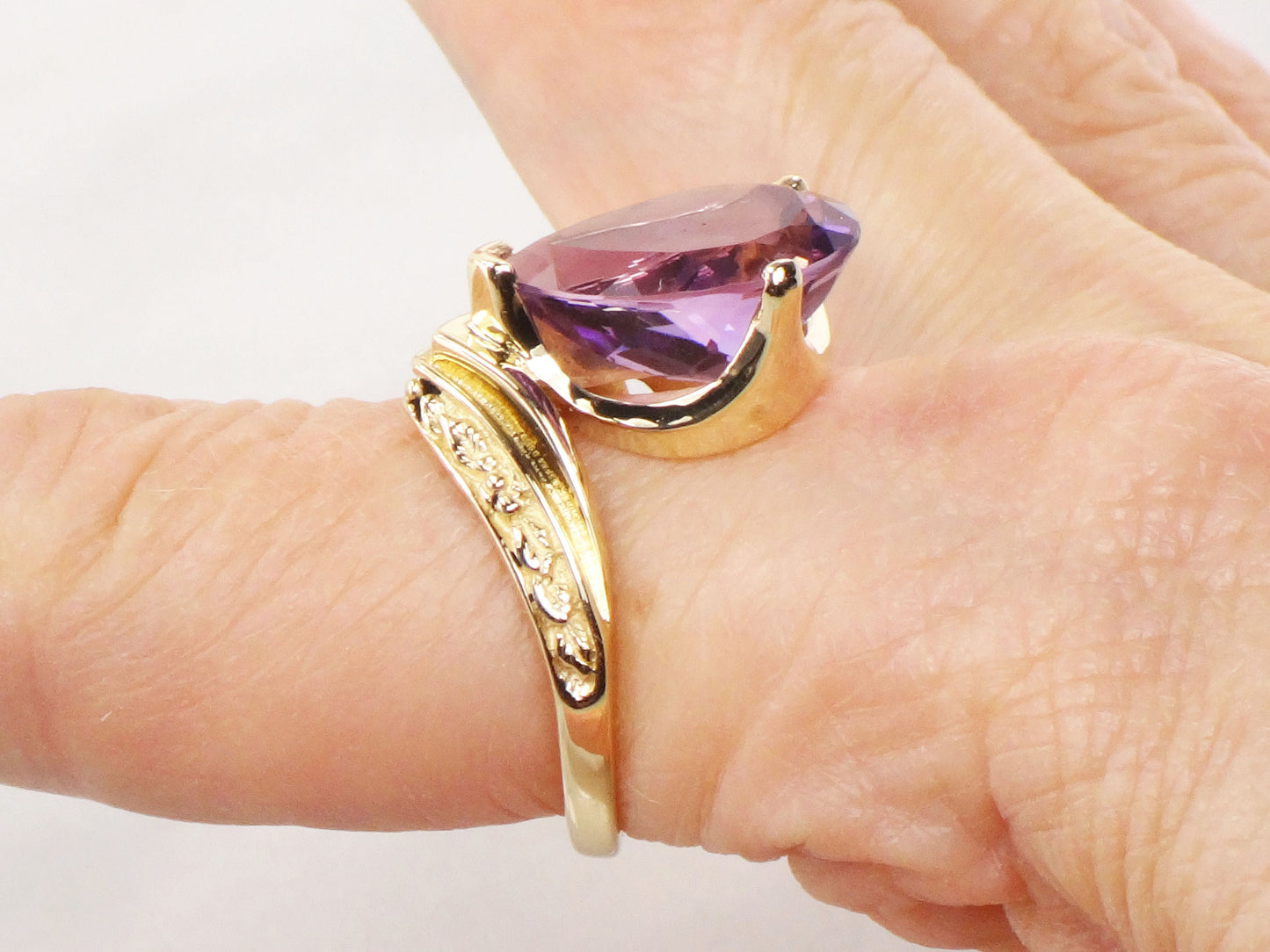 Vintage Kabana 10k Gold Amethyst Ring: Pear Cut Floral Design, Size 8.25
