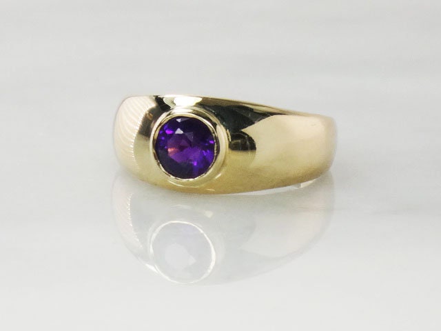 Vintage 14k Yellow Gold Natural Amethyst Ring Purple February Birthstone - Size 5
