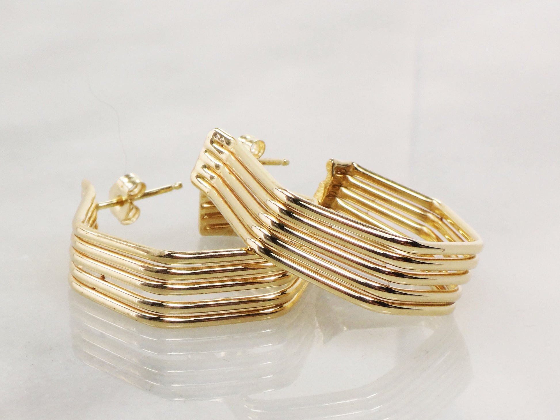 Vintage Large 14k Yellow Gold Octagon Hoop Earrings 17.4 MM Wide with Push Backs