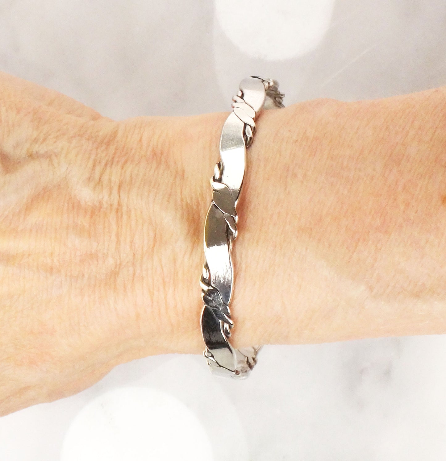 Vintage Sterling Silver Bangle Bracelet: Twisted Mexico Silver