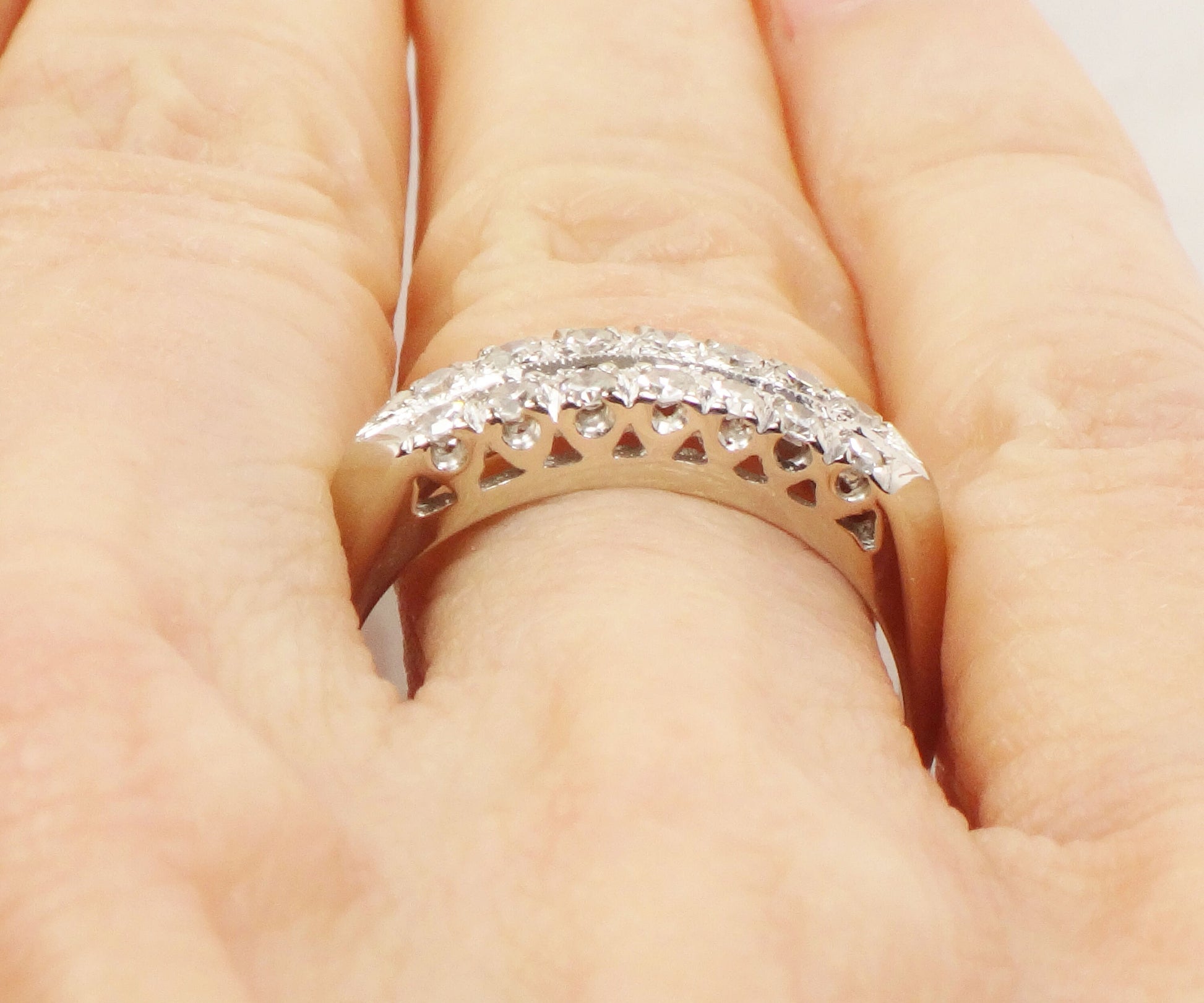 Vintage 14k White Gold Diamond Wedding Band: Double Row Ring, Size 7.75