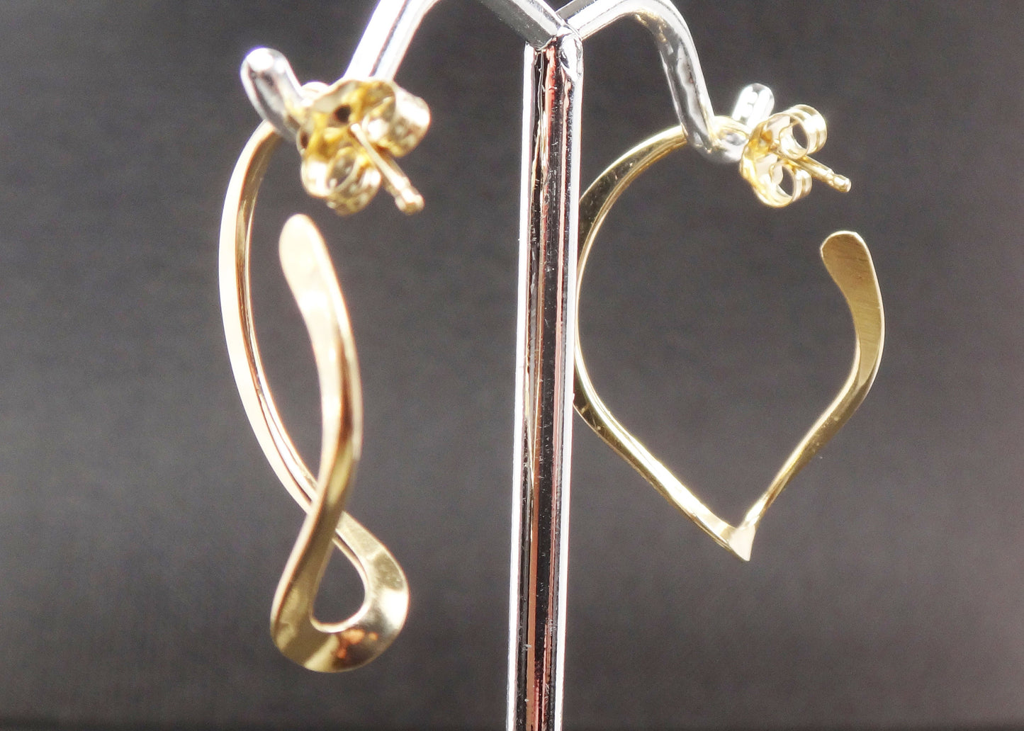 Vintage 14k Gold Hoop Earrings Yellow Gold Twist Earrings Flat Gold Hoop Earrings 14k Polished Hoops