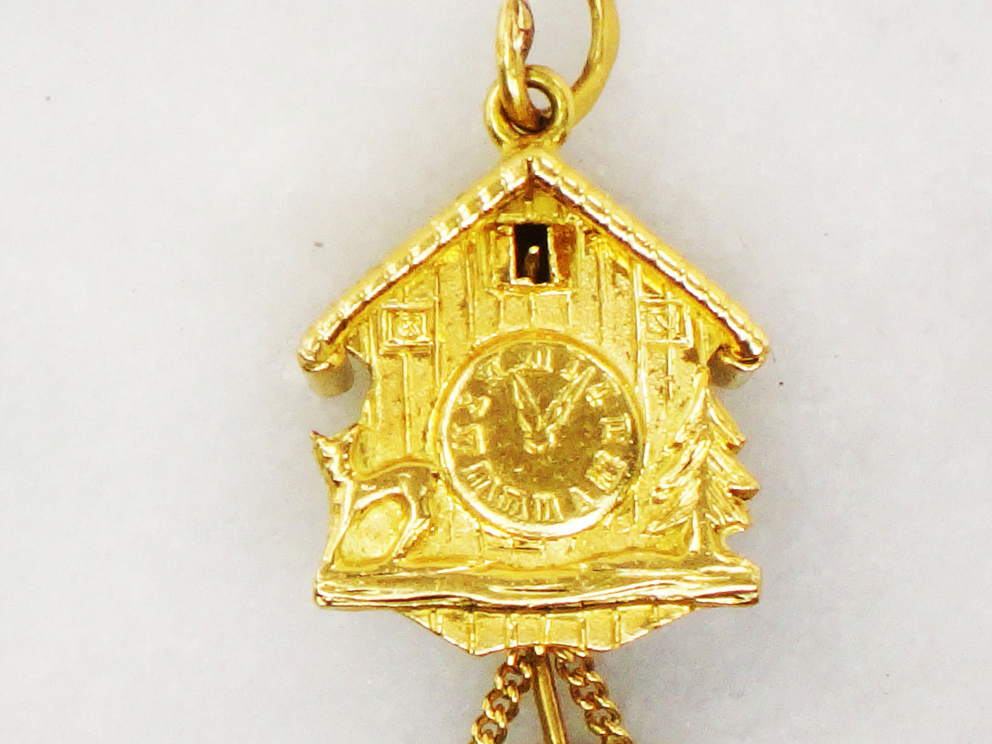 Vintage 18k Yellow Gold Cuckoo Clock Charm Pendant, Moving Clock Charm, Bavaria Germany Travel Charm