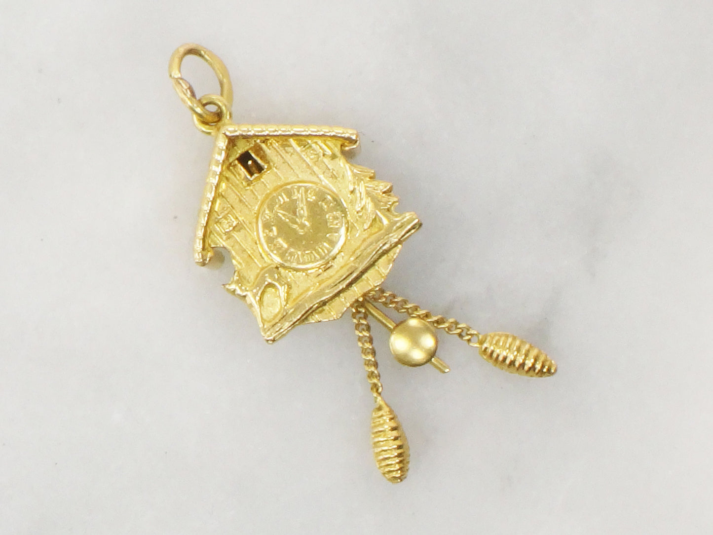 Vintage 18k Yellow Gold Cuckoo Clock Charm Pendant, Moving Clock Charm, Bavaria Germany Travel Charm