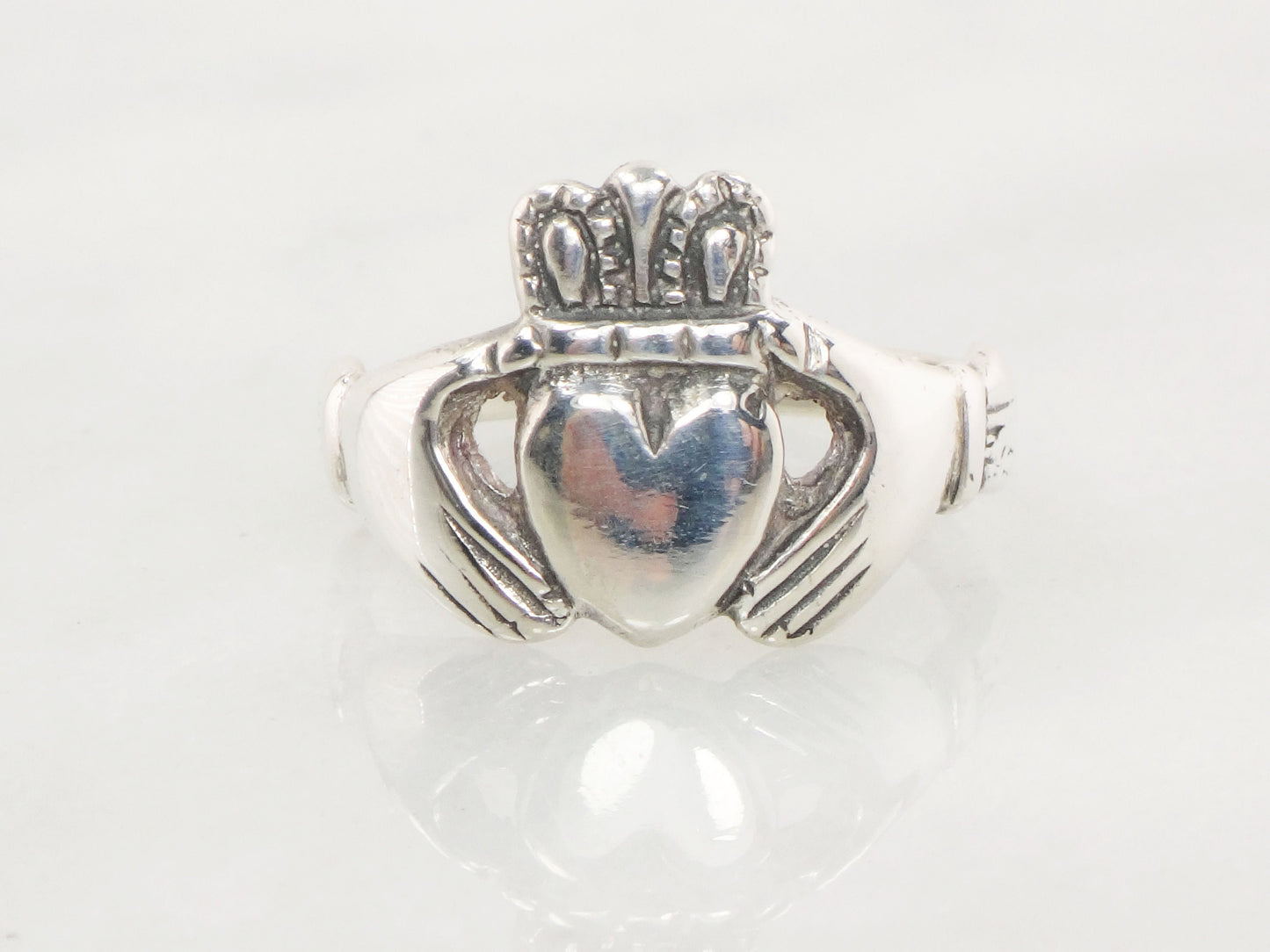 Vintage Sterling Silver Claddagh Ring: Irish Wedding Band, Size 7.25