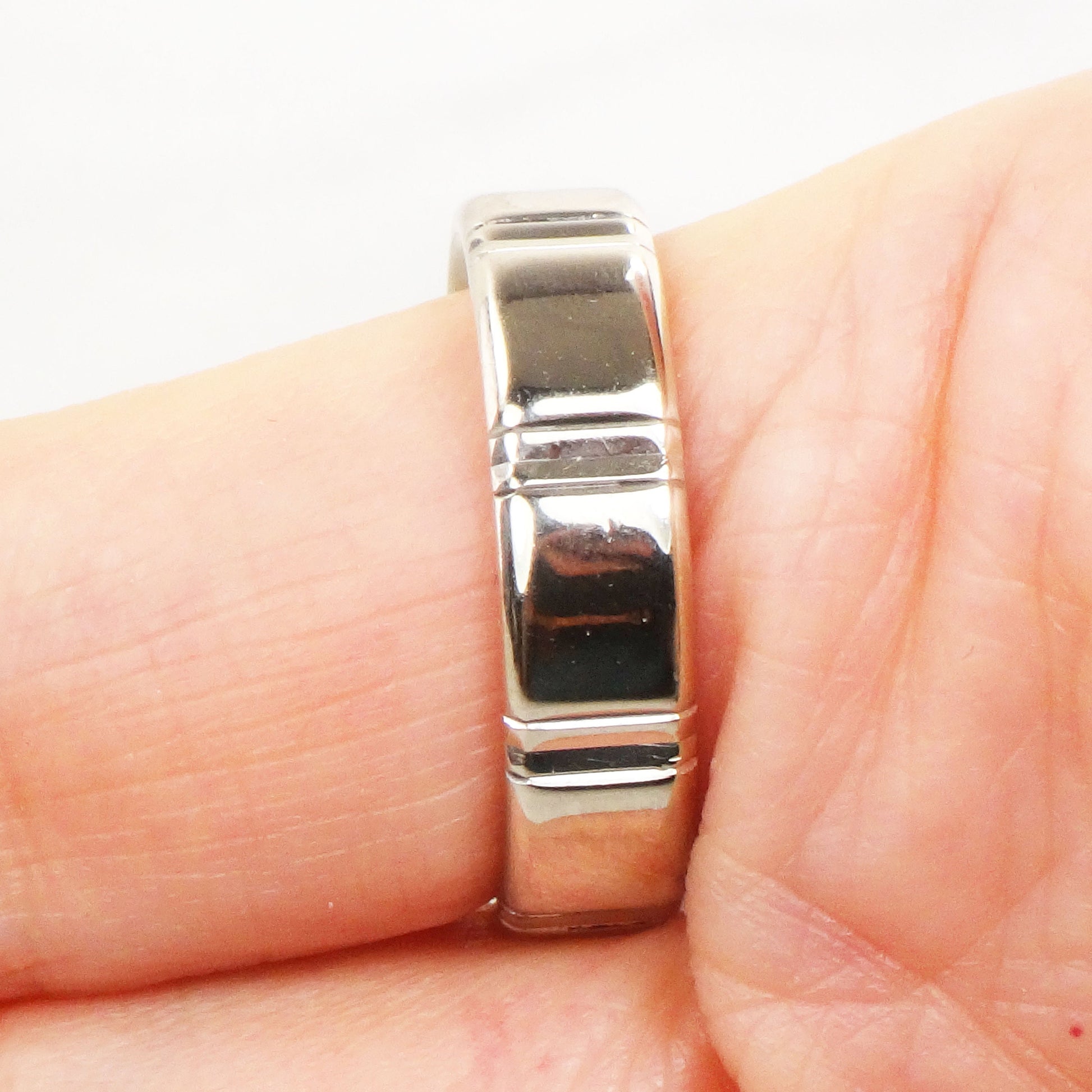 Vintage 14k White Gold Wedding Band 6 mm Size 9.5