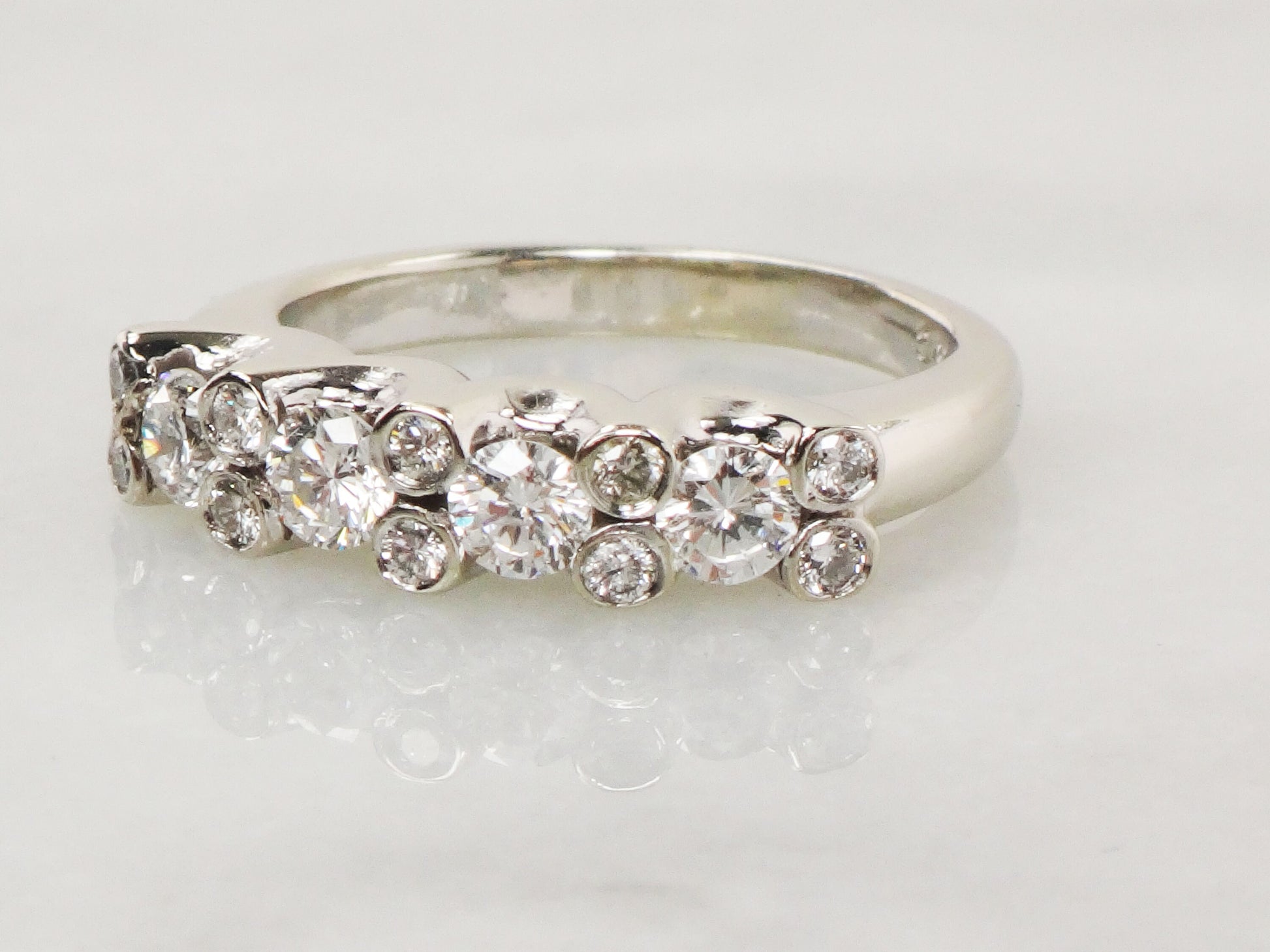 Vintage 14k White Gold Diamond Wedding Band - 1 Carat, Size 5.5