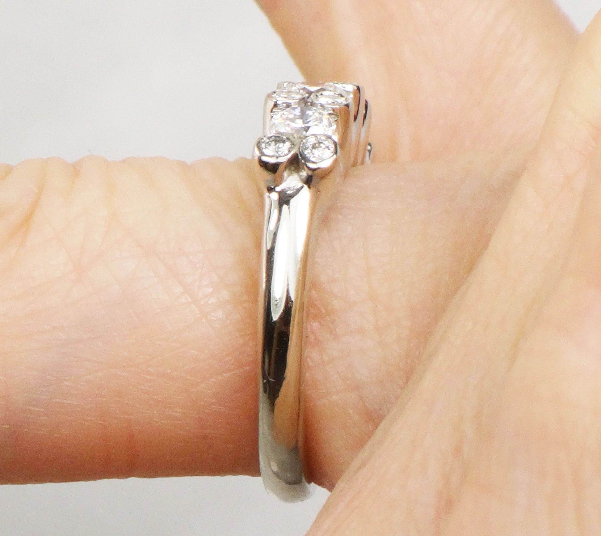 Vintage 14k White Gold Diamond Wedding Band - 1 Carat, Size 5.5